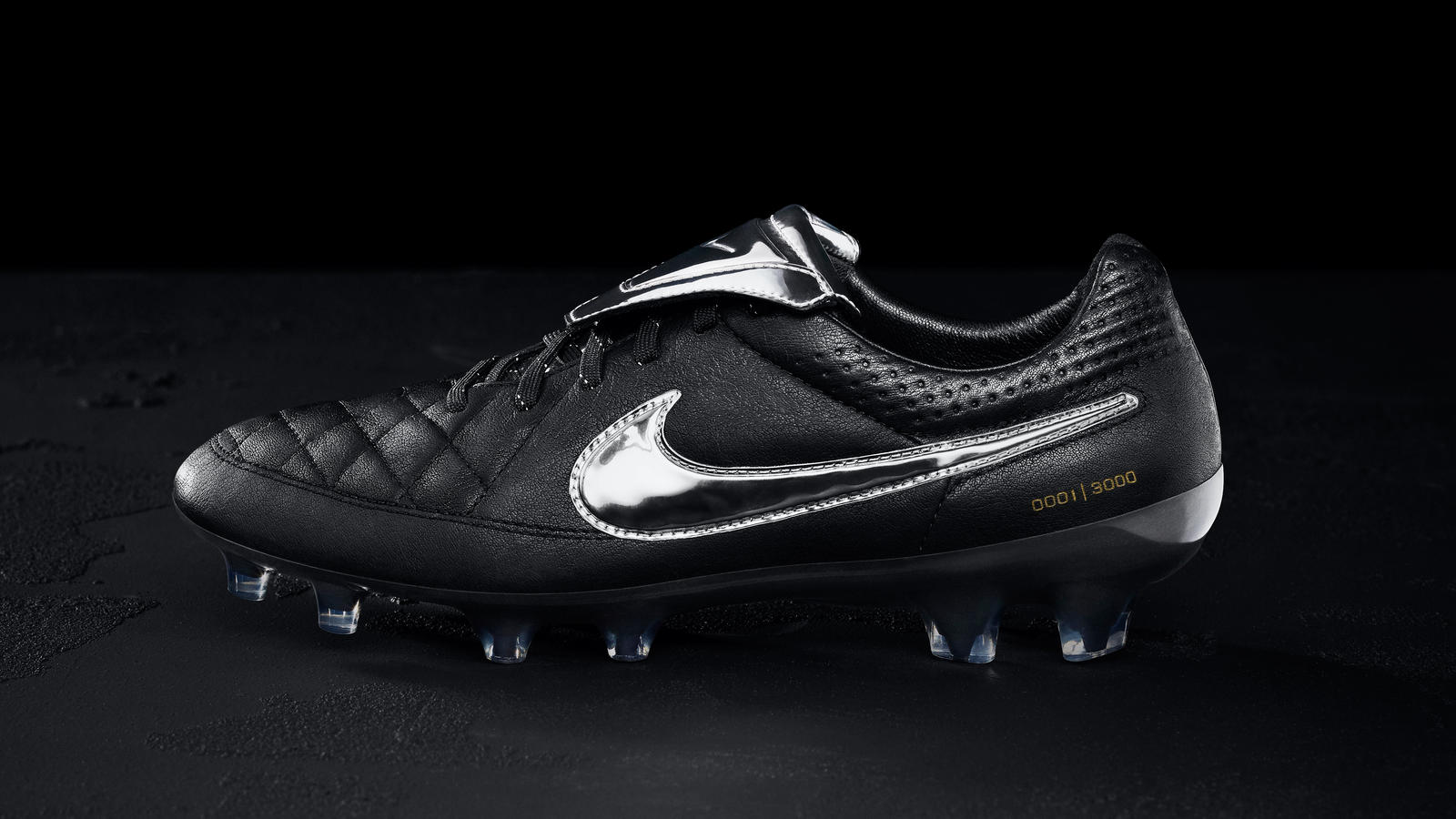 10 Francesco Totti - Page 36 Nike-Tiempo-Legend-V-Premium