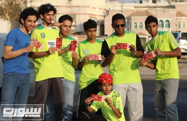 بالصور: الاهلي يسلم تذاكر الديربي لجماهيره وتفاؤل كبير بالتأهل %D8%AA%D8%B0%D8%A7%D9%83%D8%B1-1