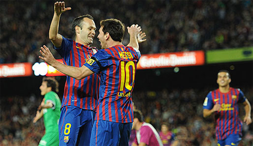 آخبار نادي برشلونة الاسباني  - Page 2 Fc-barcelona-andres-iniesta-messi-514