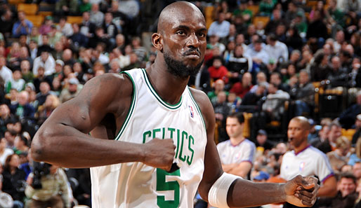 Separados al nacer. - Página 2 Garnett-celtics-514