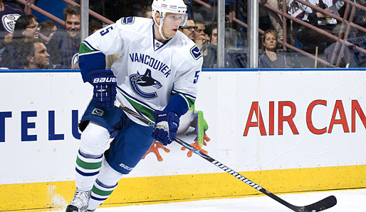 Head-to-Head: Week 7 (FINAL) Christian-ehrhoff-canucks