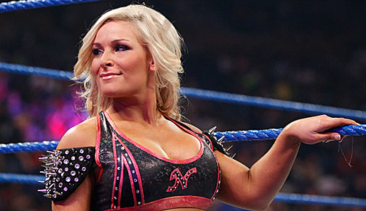 Number One Contender For The Divas Title - Rox vs Sylalix  Natalya-514
