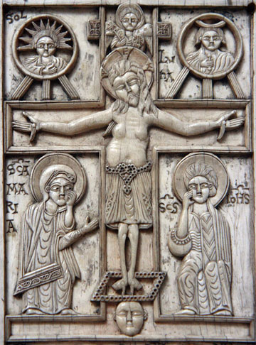 Mon voisin, cet extra-terrestre Musee_de_Cluny_Paris_Byzantine_Ivory_Crucifixion