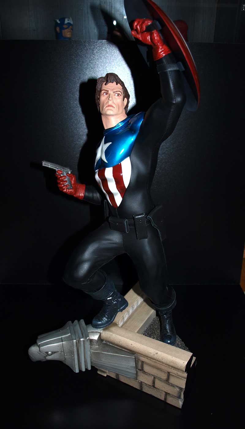 CAPTAIN AMERICA JAMES"BUCKY" BARNES Premium format - Page 3 02IMG536