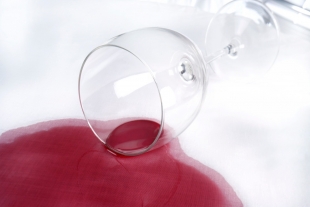 Dvanaest neobičnih upotreba vina! Prosuto-vino