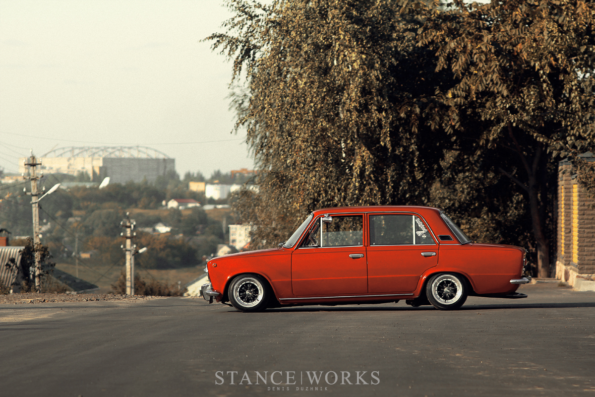 124 (e derivate...) al ribasso! Slammed-lada-junkie-stance