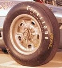 Evolutions (encore) des pneus en F1 Firestone