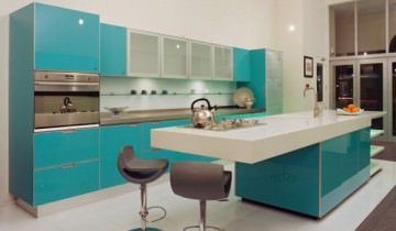 [BC]Comanda bucatarie Gorgeous-kitchen-cabinets-combine-white-and-turquoise-by-Mal-Corboy-Design-and-Cabinets-360x210