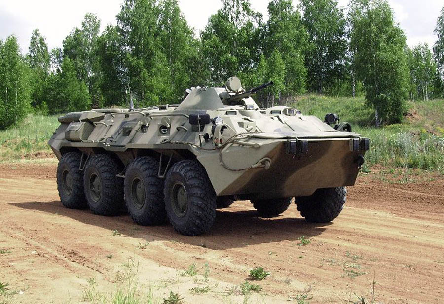 BTR - blindé de transport Russe BTR-80-Arzamas-01