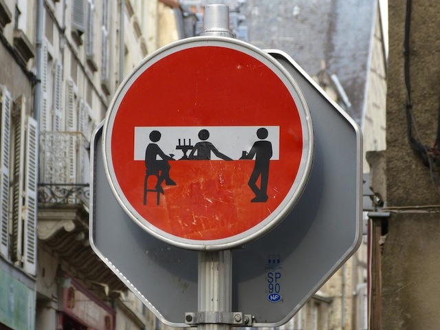 Savez-vous où je peux flooder pour atteindre 4000 messages ? - Page 31 Street-Art-in-Poitiers-France-1-mini