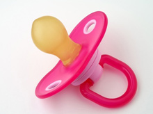 A qui appartient ce bibelot Pacifier