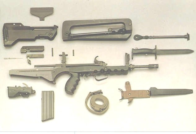 FAMAS et Variantes - Page 2 FAMAS_DisassembledA