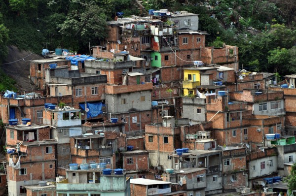 Beograd kakvog još niste upoznali.. - Page 2 Rocinha-Favela-5-600x398