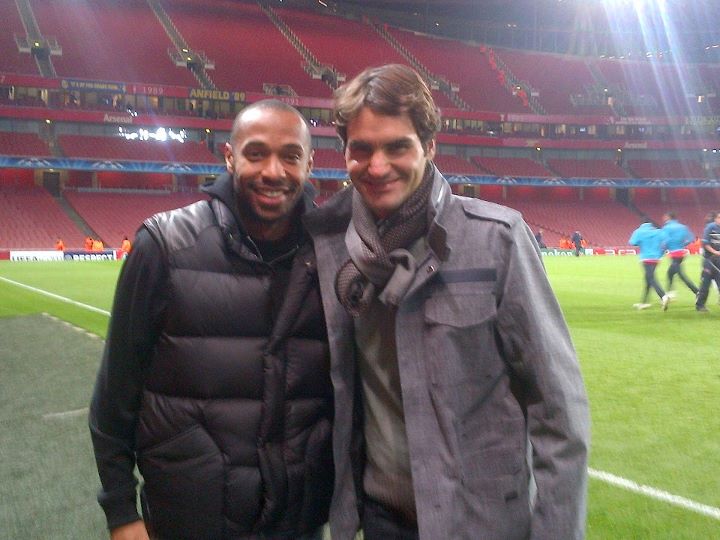 Too much class in 1 picture  Federer-et-Henry