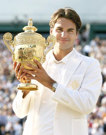 Federer l'emporte !!!!! Federer-trophee-wimbledon