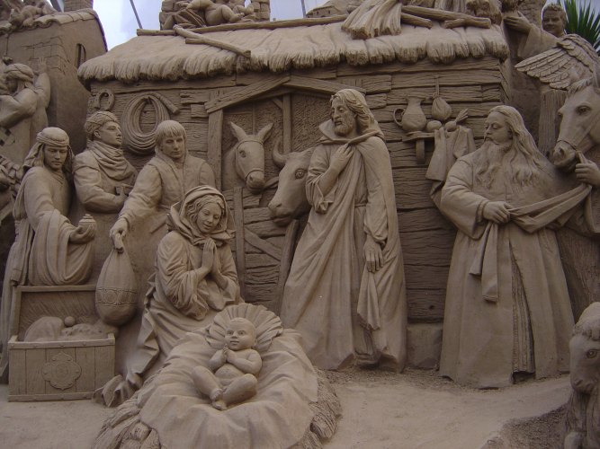 Stunning Sand Sculptures 05_naf_06