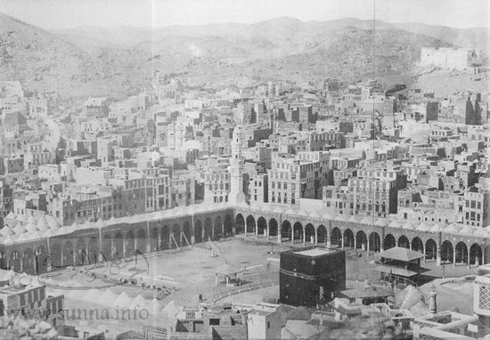     KABBA_SHAREEF_OLDEST_PICTURE