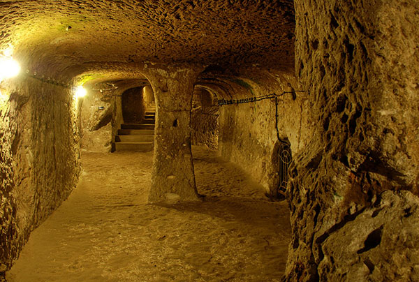 A Man Renovating His Home Discovered a Massive Underground City* Ktikx-derinkuyu-thdh-11