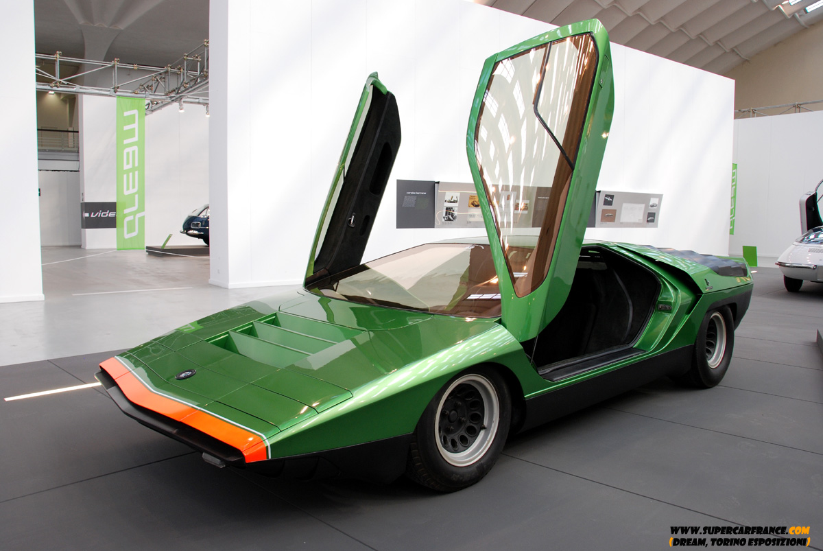 Alfa Romeo Resimleri 27-Bertone_Carabo