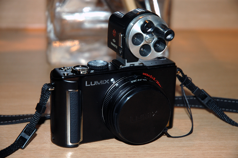 Viseur Optique Externe 24mm Panasonic pour LX3 DSC_0002