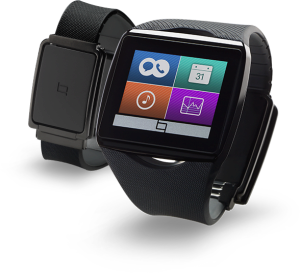 Qualcomm představil konkurenta pro Samsung Galaxy Gear – chytré hodinky  Qualcomm_toq_black_battery-300x273