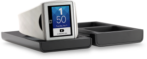 Qualcomm představil konkurenta pro Samsung Galaxy Gear – chytré hodinky  Qualcomm_toq_white_charger-300x121