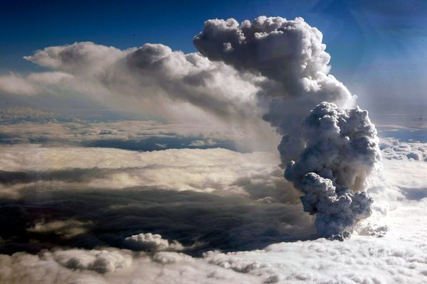 Erupcija vulkana – zašto je pepeo opasan? Iceland-volcano-ash-eruption-flights-cancelled_18958_600x450