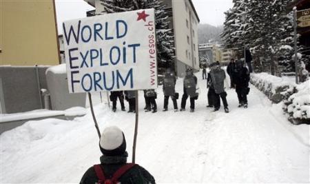 Le forum de Davos 2007. Manifestants1