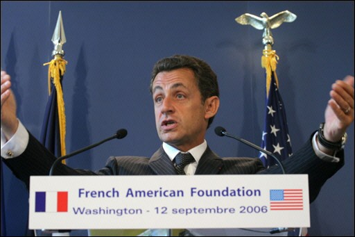 Guantanamo, Irak, Afghanistan... démocrature occidentale Sarkozy_USA_tribune2