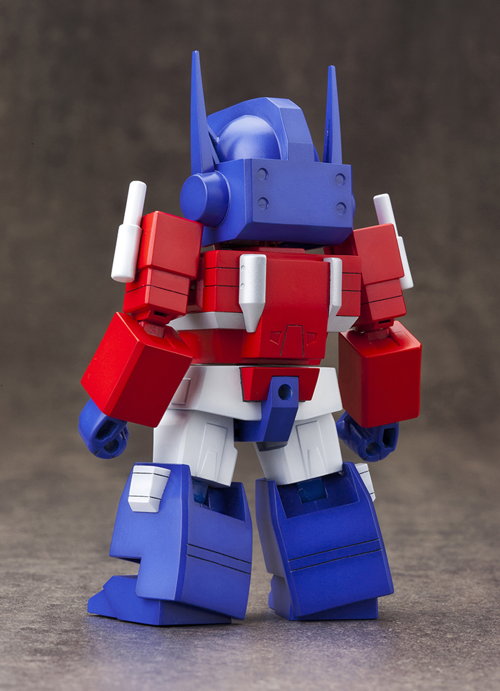 [Kotobukiya] D-Style | Transformers: Convoy (Optimus Prime) Ds_convoy_0600