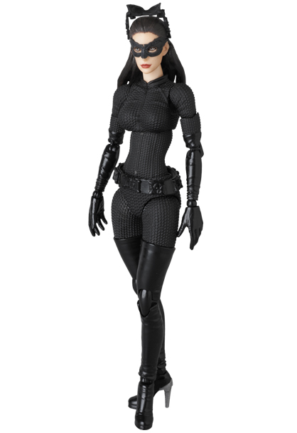 [Medicom] MAFEX: Batman The Dark Knight Rises - Catwoman Mafex_selina_kyle_h_02