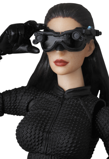 [Medicom] MAFEX: Batman The Dark Knight Rises - Catwoman Mafex_selina_kyle_h_07