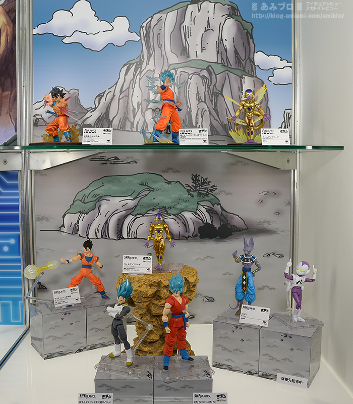 [Bandai] S.H. Figuarts - Dragon Ball Z - Goku SSJ God SSJ e Gold Freeza Tn106