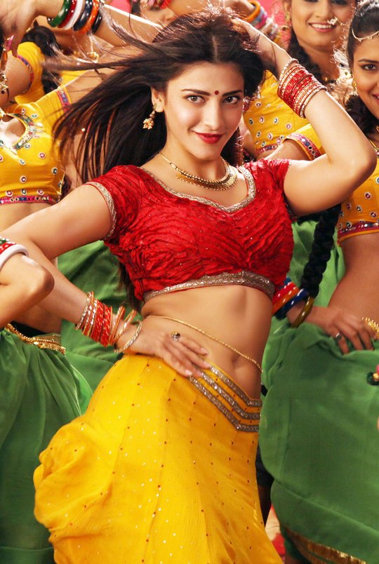 கண்டிப்பாக சினிமா ஆர்வலர்களுக்கு மட்டும்...! Shruti-haasan-hot-photos-2