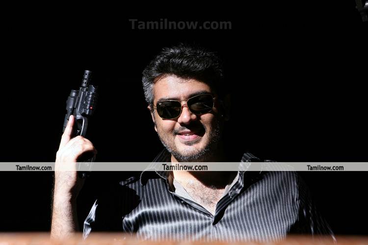 நடிகர்களின் புகைப்படங்கள் Ajith-kumar-latest-still-1