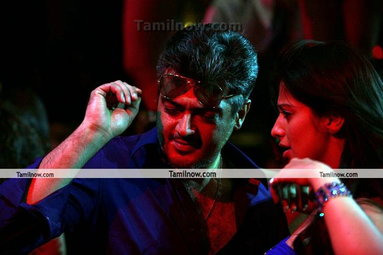 நடிகர்களின் புகைப்படங்கள் Ajith-kumar-latest-still-10