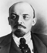 1917-இந்த ஆண்டு தான் உலக சரித்திரத்தையே மாற்றி எழுதிய வருடம். Lenin