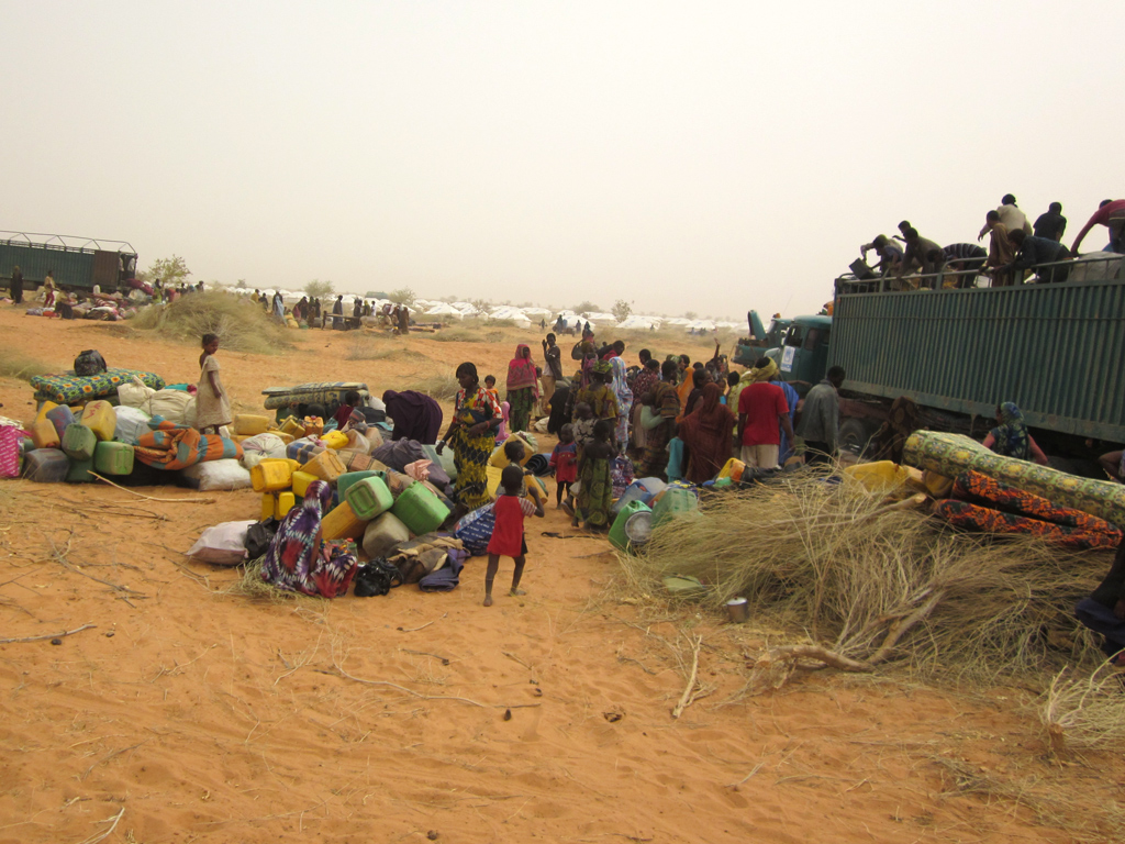 Rébellion Azawad au Mali - Page 8 0transfert-bagages