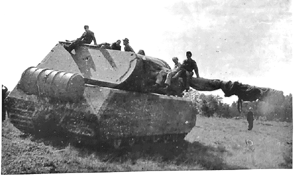 P1000 ratte takom et ses maus,ou le montage détente au 1:144: Maus_Trials_1944