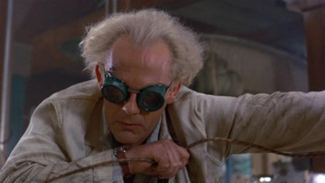 El equipo del Doctor Barraquer Dr-emmett-brown