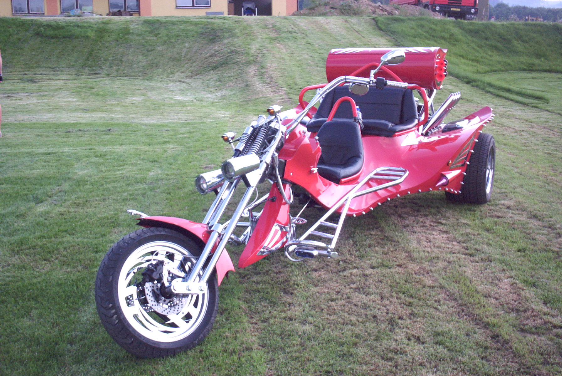 Trike avec moteur russe Tatra ( V8)  OK Tatrahill03
