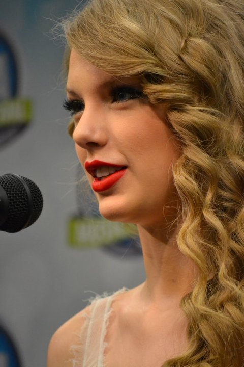  2011 CMA Music Festival Press Conference 004