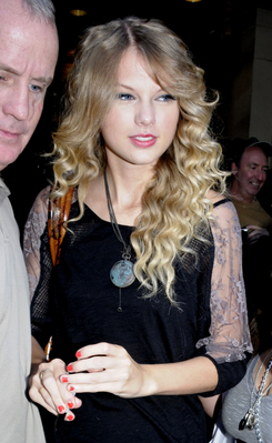 صور  taylor swift نيو Normal_hqtaylorweb01