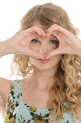 New Photoshoots for Taylor Swift Normal_037