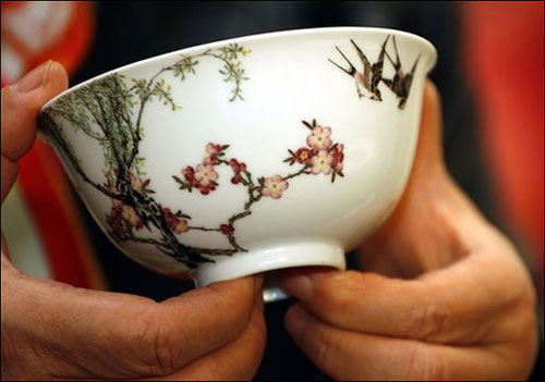 تجنب استخدام الصحون الخزفية المستوردة Chinese-ceramic-bowl