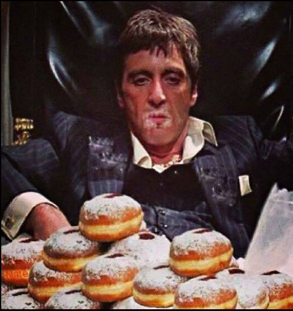 FIYAAAAAAAH!!! *Cue Retardedly Catchy Euro Techno* - Page 2 Pacino-Scareface-Donuts