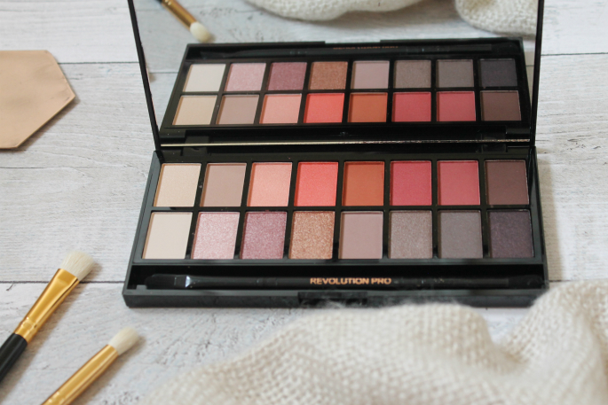 Recenzije kozmetike  - Page 39 Makeup-Revolution-Newtrals-VS-Neutrals-Swatches-Review-3