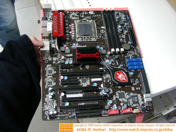 Foxconn X58 Flaming Blade Pictured 78a