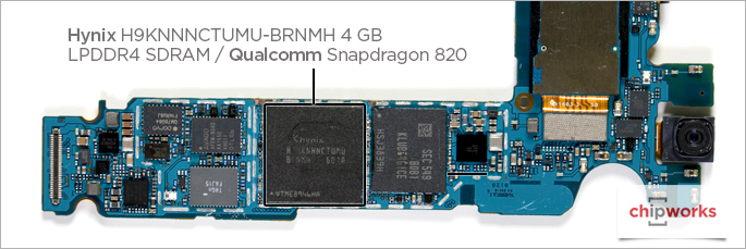 Bên trong Galaxy S7: sử dụng cảm biến ảnh của Sony, bản cho T-Mobile dùng chipset Snapdragron 820 17-Samsung-Galaxy-S7-Teardown-Sensor-Design-Wins-Snapdragon-Hynix-H9H