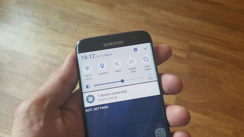 Galaxy S7/S7 Edge cho phép chia sẻ kết nối Wi-Fi với các thiết bị khác Galaxy-s7-wi-fi-tethering